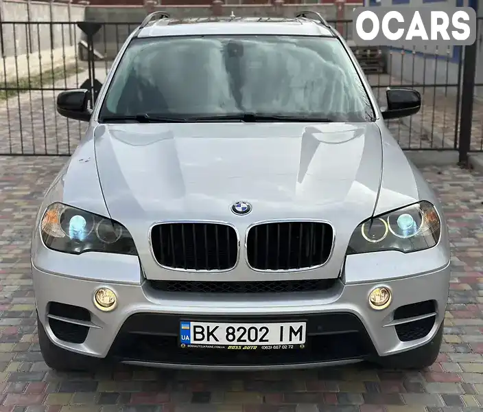 Позашляховик / Кросовер BMW X5 2012 2.98 л. Автомат обл. Рівненська, Сарни - Фото 1/21