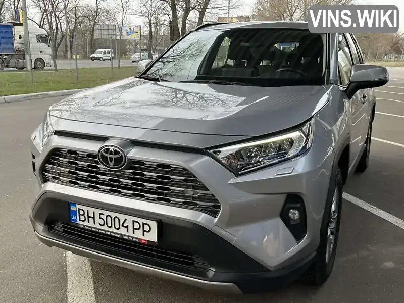 Внедорожник / Кроссовер Toyota RAV4 2022 2 л. Автомат обл. Николаевская, Николаев - Фото 1/21