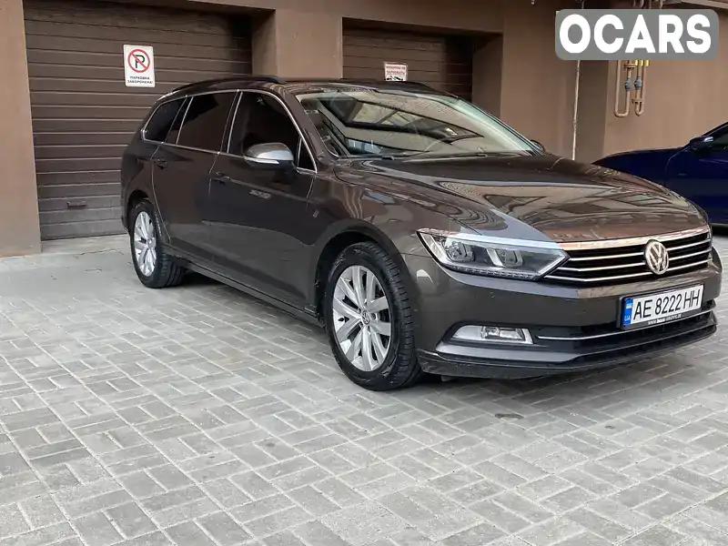 Универсал Volkswagen Passat 2016 1.6 л. Автомат обл. Полтавская, Кременчуг - Фото 1/21