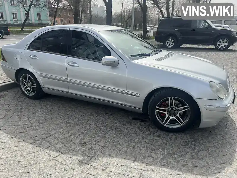 Седан Mercedes-Benz C-Class 2001 2.2 л. Ручна / Механіка обл. Хмельницька, Хмельницький - Фото 1/21