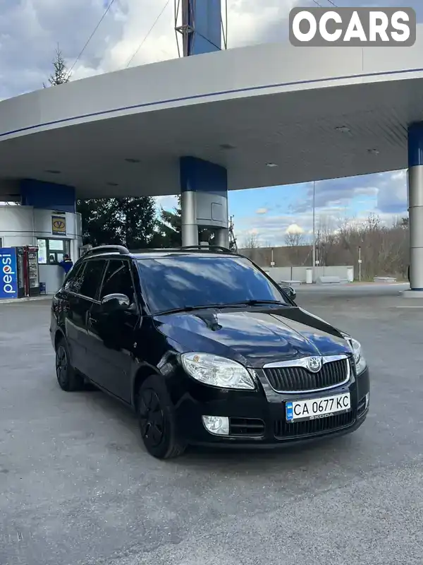 Універсал Skoda Fabia 2008 1.4 л. Ручна / Механіка обл. Черкаська, Звенигородка - Фото 1/16