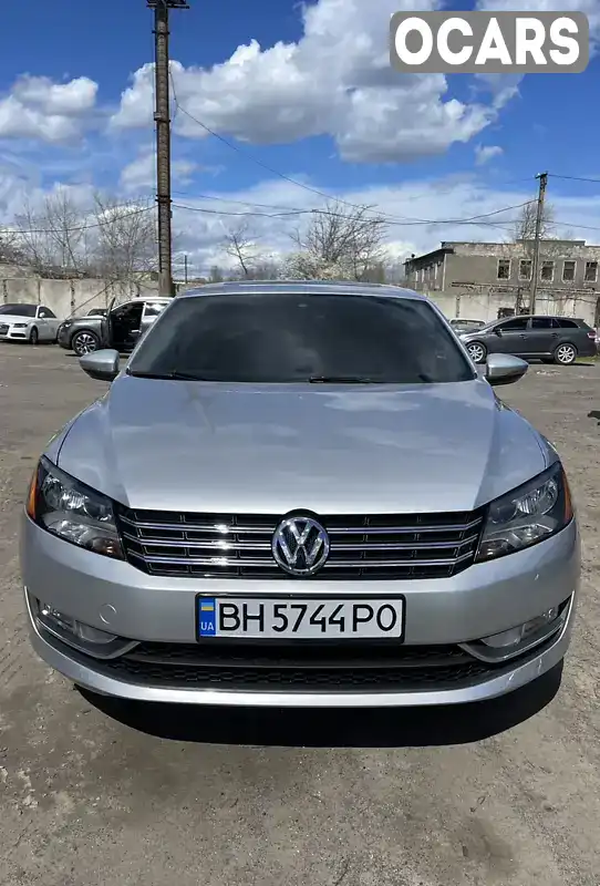 Седан Volkswagen Passat 2015 1.97 л. Автомат обл. Одеська, Білгород-Дністровський - Фото 1/13