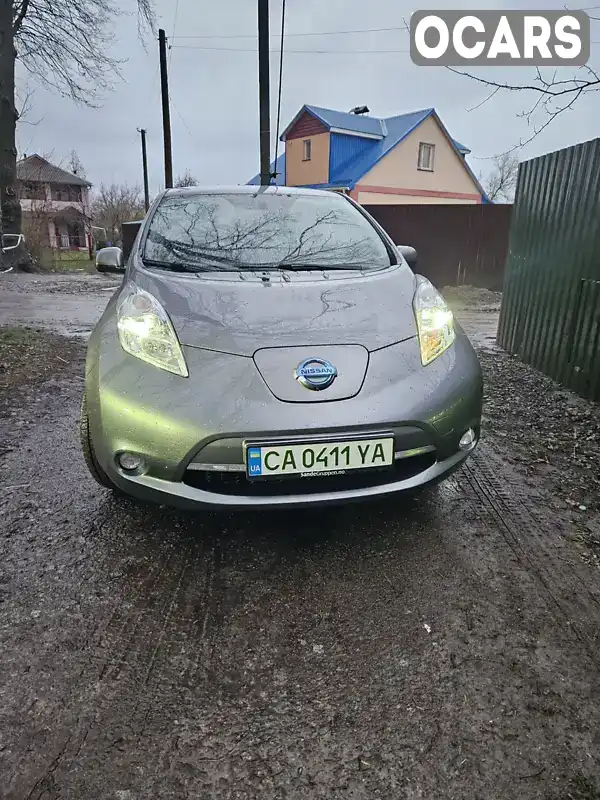 Хетчбек Nissan Leaf 2013 null_content л. обл. Черкаська, Умань - Фото 1/6