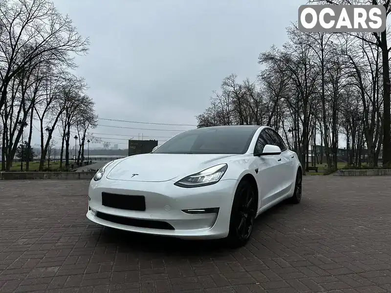 5YJ3E1EB6LF639827 Tesla Model 3 2020 Седан  Фото 1