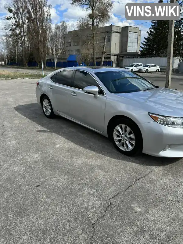 JTHBW1GG1E2055518 Lexus ES 2014 Седан 2.49 л. Фото 2