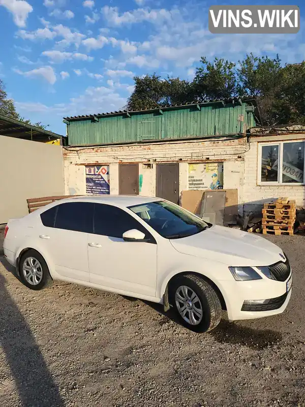 TMBAN2NE5KB008107 Skoda Octavia 2019 Лифтбек 1.6 л. Фото 3