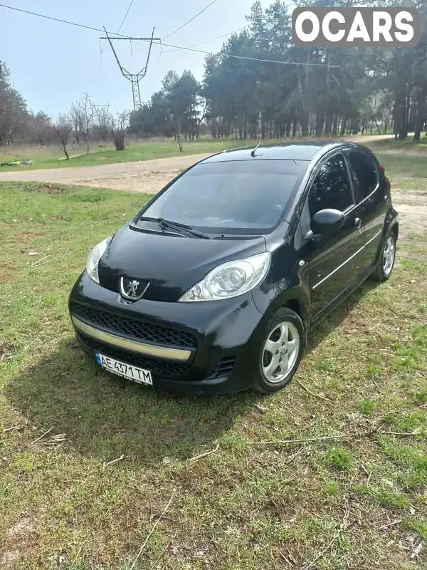 Хетчбек Peugeot 107 2011 1 л. Ручна / Механіка обл. Дніпропетровська, Дніпро (Дніпропетровськ) - Фото 1/12