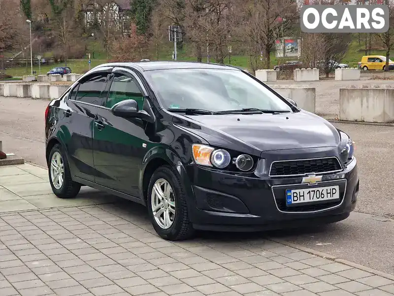 Седан Chevrolet Sonic 2015 1.8 л. Ручна / Механіка обл. Одеська, Одеса - Фото 1/21