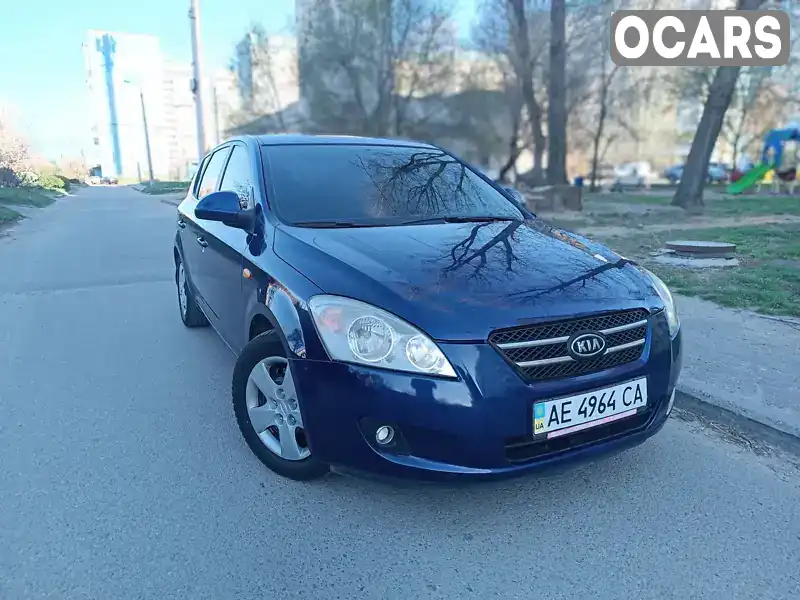 Хэтчбек Kia Ceed 2007 1.59 л. Ручная / Механика обл. Днепропетровская, Днепр (Днепропетровск) - Фото 1/21