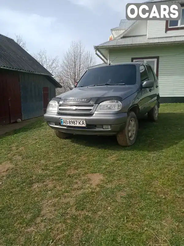 Внедорожник / Кроссовер Chevrolet Niva 2004 1.69 л. Ручная / Механика обл. Ивано-Франковская, Коломыя - Фото 1/21