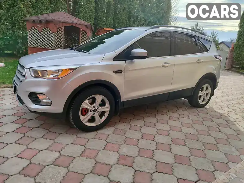 Позашляховик / Кросовер Ford Escape 2018 2 л. Автомат обл. Львівська, Золочів - Фото 1/20