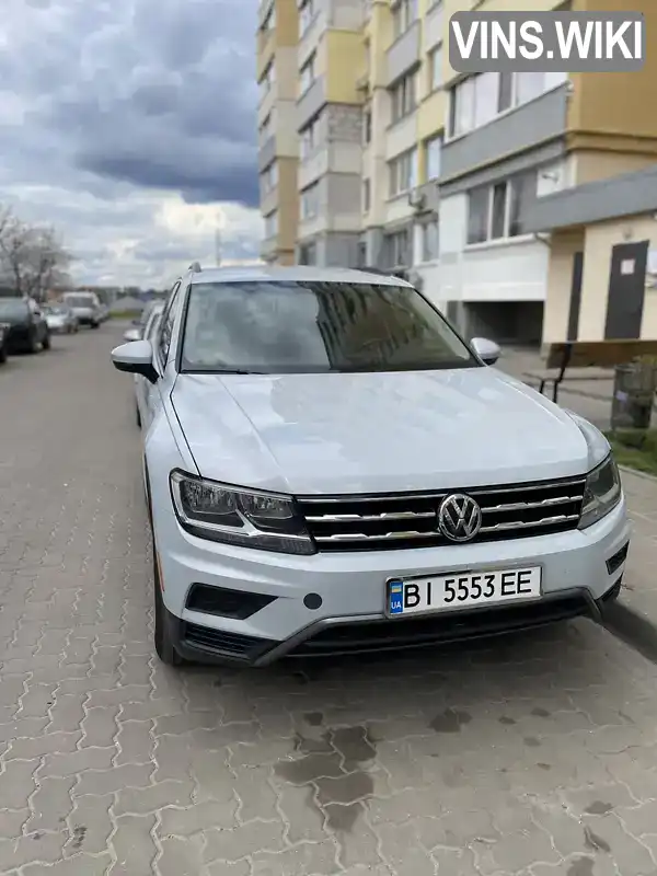 3VV3B7AX8KM049850 Volkswagen Tiguan 2019 Внедорожник / Кроссовер 1.98 л. Фото 2