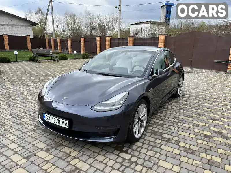 Седан Tesla Model 3 2020 null_content л. Автомат обл. Хмельницька, Шепетівка - Фото 1/21