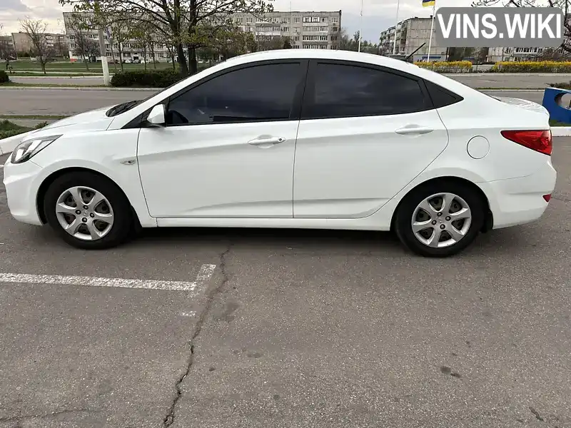 Седан Hyundai Accent 2012 1.4 л. Ручна / Механіка обл. Дніпропетровська, Тернівка - Фото 1/4