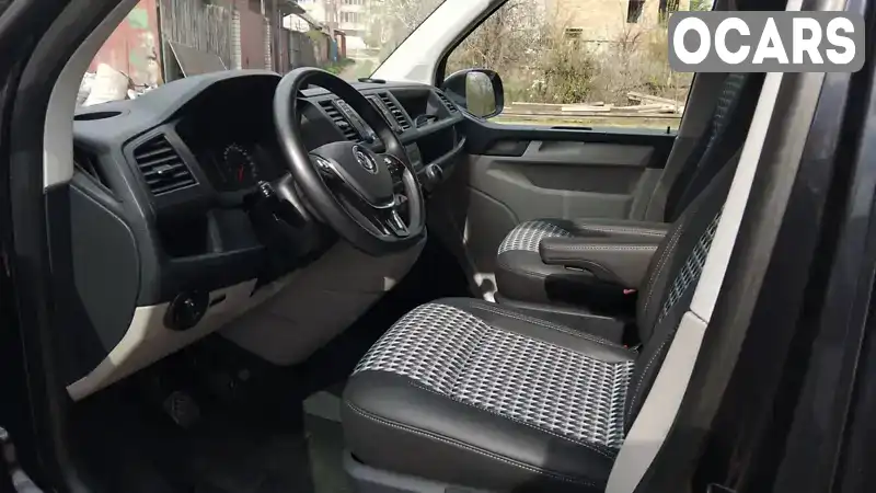 WV1ZZZ7HZKX011739 Volkswagen Transporter 2018 Мінівен 2 л. Фото 3