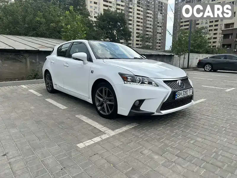 JTHKD5BH3F2232519 Lexus CT 2015 Хетчбек 1.8 л. Фото 2