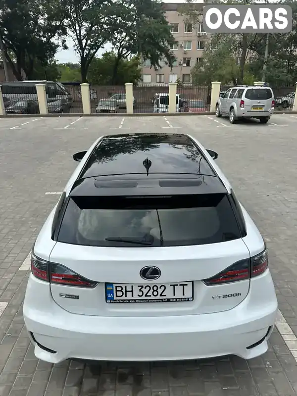 JTHKD5BH3F2232519 Lexus CT 2015 Хетчбек 1.8 л. Фото 3