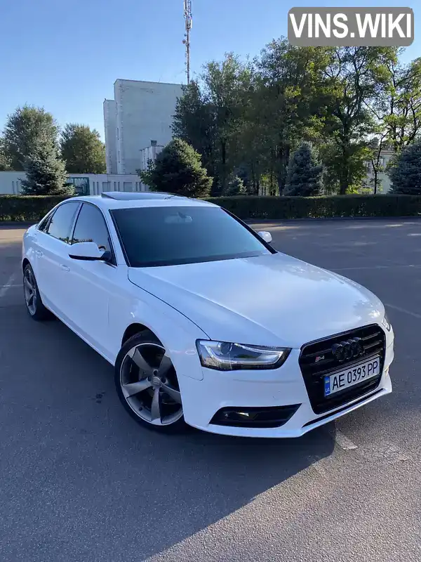 Седан Audi A4 2013 1.98 л. Ручная / Механика обл. Днепропетровская, Каменское (Днепродзержинск) - Фото 1/21