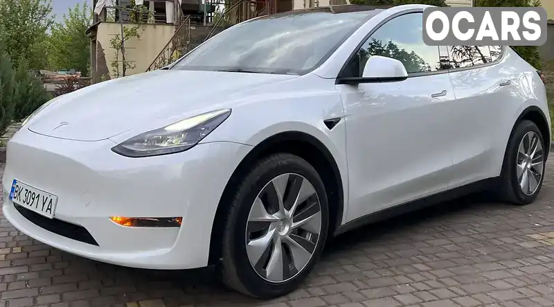 Внедорожник / Кроссовер Tesla Model Y 2023 null_content л. Автомат обл. Ровенская, Костополь - Фото 1/21