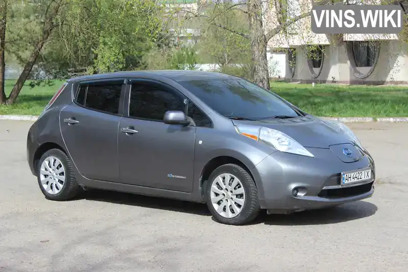 Хэтчбек Nissan Leaf 2015 null_content л. Вариатор обл. Днепропетровская, Днепр (Днепропетровск) - Фото 1/21