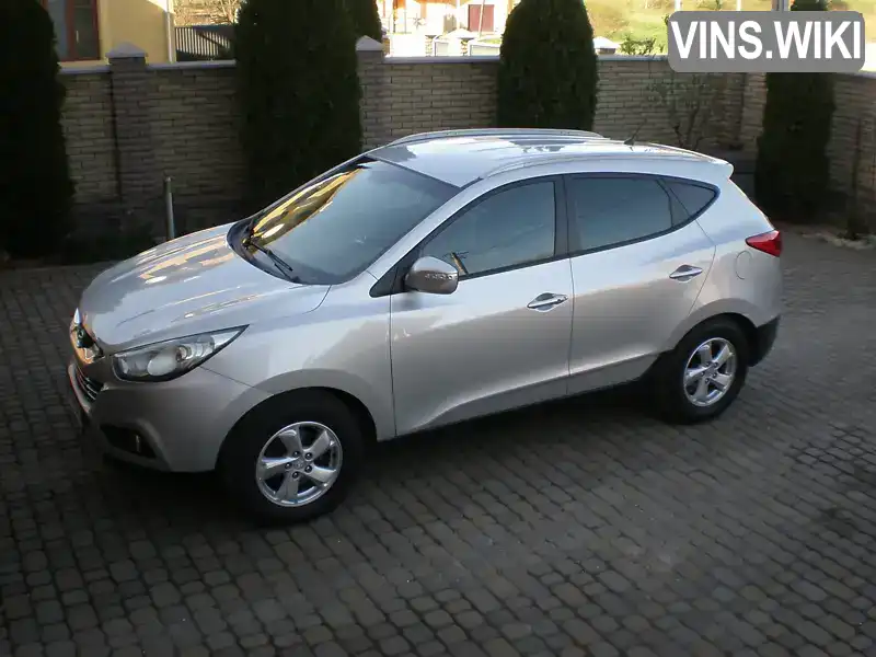 Позашляховик / Кросовер Hyundai ix35 2011 1.7 л. Ручна / Механіка обл. Чернівецька, Чернівці - Фото 1/21