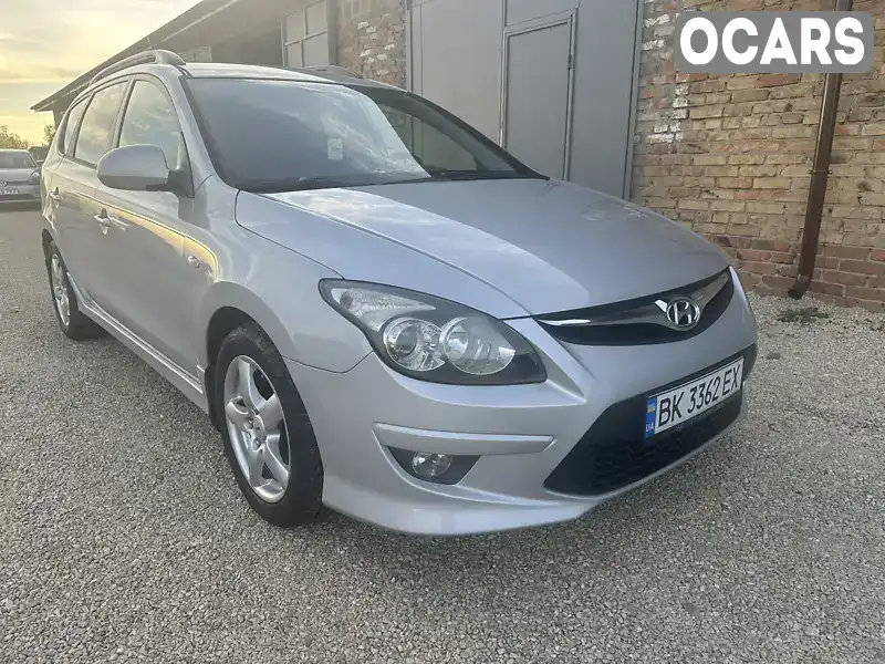 Універсал Hyundai i30 2010 1.58 л. Ручна / Механіка обл. Рівненська, Радивилів - Фото 1/21