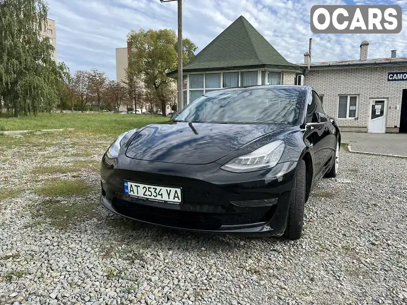 Седан Tesla Model 3 2018 null_content л. Автомат обл. Івано-Франківська, Долина - Фото 1/21