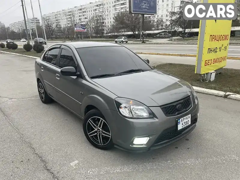 Седан Kia Rio 2011 1.4 л. Ручна / Механіка обл. Запорізька, Запоріжжя - Фото 1/15