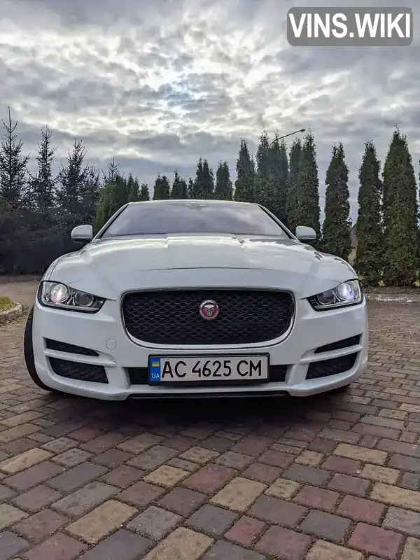 Седан Jaguar XE 2016 2 л. Автомат обл. Волынская, Луцк - Фото 1/8