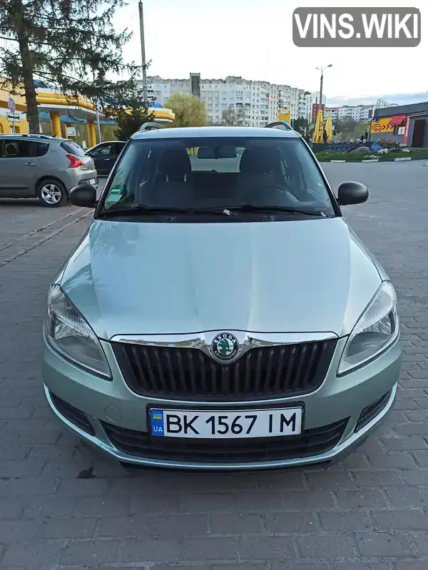 Универсал Skoda Fabia 2010 1.2 л. Ручная / Механика обл. Ровенская, Ровно - Фото 1/21