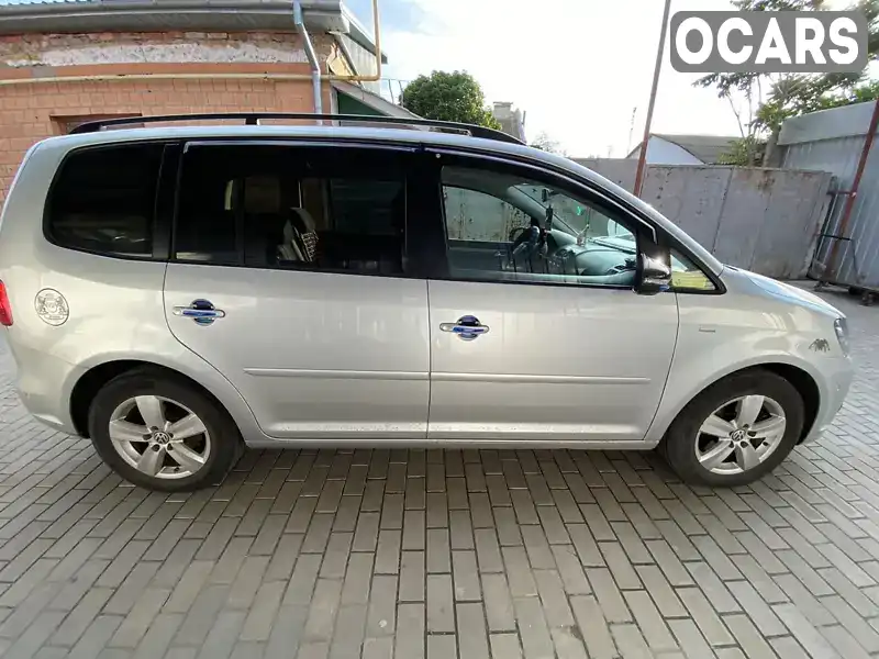 WVGZZZ1TZDW098156 Volkswagen Touran 2013 Минивэн 1.97 л. Фото 1