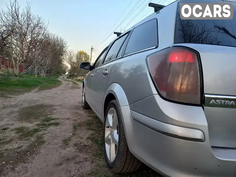 W0L0AHL35A2076600 Opel Astra 2010 Універсал 1.7 л. Фото 9