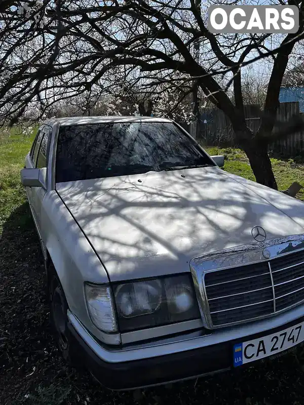 Седан Mercedes-Benz E-Class 1992 2 л. Ручна / Механіка обл. Харківська, Чугуїв - Фото 1/9