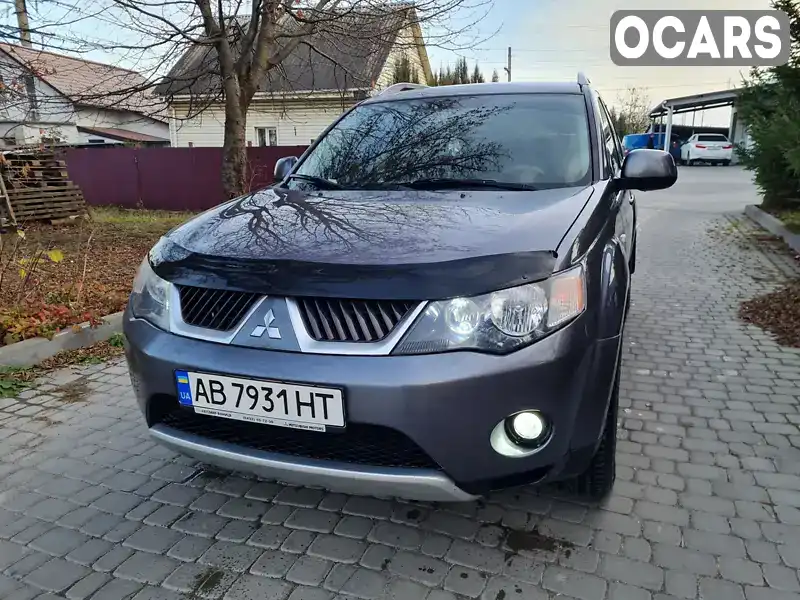 Внедорожник / Кроссовер Mitsubishi Outlander XL 2009 2.36 л. Вариатор обл. Винницкая, Винница - Фото 1/14