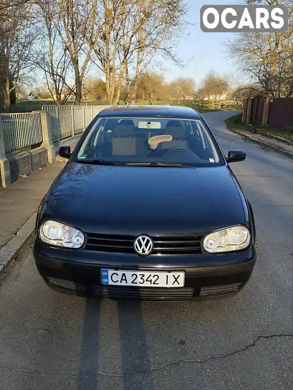 Хетчбек Volkswagen Golf 2000 1.6 л. обл. Черкаська, Звенигородка - Фото 1/21