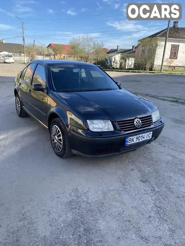 Седан Volkswagen Bora 2005 1.6 л. Автомат обл. Рівненська, Острог - Фото 1/12