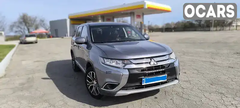 Позашляховик / Кросовер Mitsubishi Outlander 2015 2.36 л. Варіатор обл. Київська, Сквира - Фото 1/17