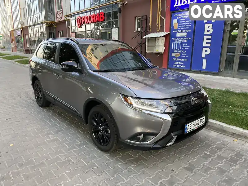 Позашляховик / Кросовер Mitsubishi Outlander 2018 2.36 л. Автомат обл. Полтавська, Полтава - Фото 1/21