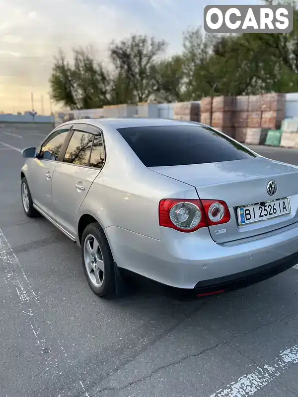 Седан Volkswagen Jetta 2008 1.9 л. Автомат обл. Полтавская, Кременчуг - Фото 1/10