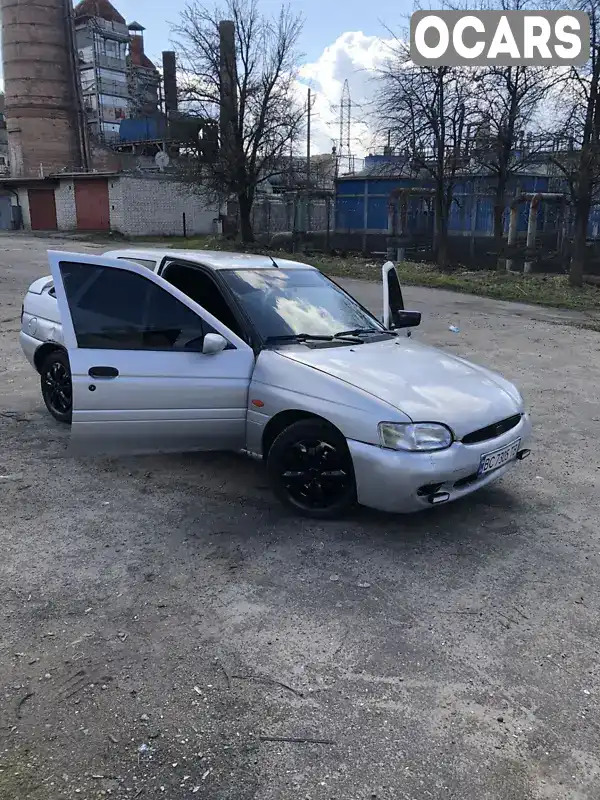 Хэтчбек Ford Escort 1998 1.6 л. Ручная / Механика обл. Львовская, Львов - Фото 1/21