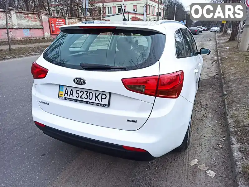 U5YHN816AGL172168 Kia Ceed 2016 Универсал 1.58 л. Фото 3