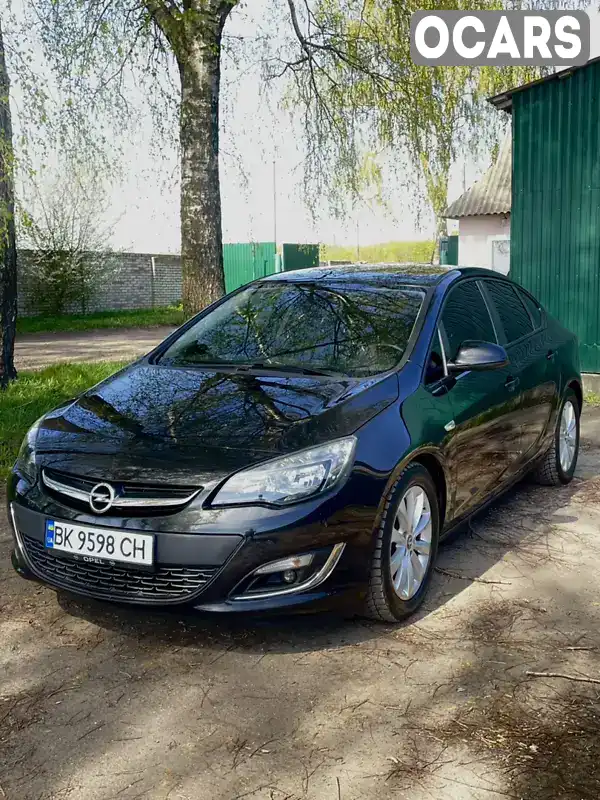 Седан Opel Astra 2012 1.7 л. Ручна / Механіка обл. Рівненська, Дубно - Фото 1/21