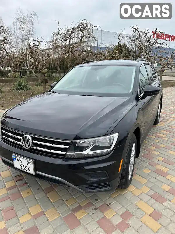 Внедорожник / Кроссовер Volkswagen Tiguan 2018 2 л. Автомат обл. Одесская, Белгород-Днестровский - Фото 1/19