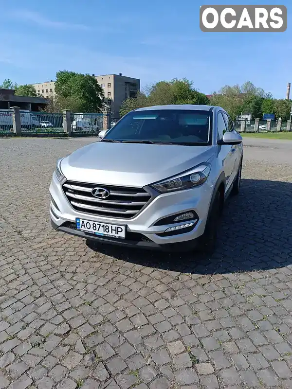 Позашляховик / Кросовер Hyundai Tucson 2016 2 л. Автомат обл. Закарпатська, Мукачево - Фото 1/12