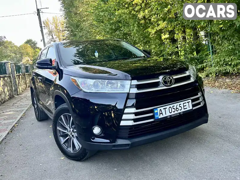 Позашляховик / Кросовер Toyota Highlander 2017 3.46 л. Автомат обл. Івано-Франківська, Надвірна - Фото 1/15