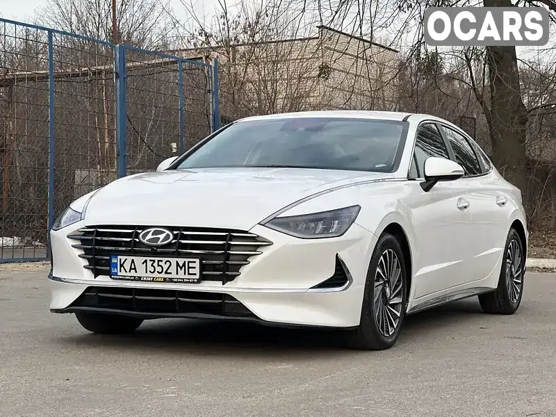 Седан Hyundai Sonata 2020 2 л. Автомат обл. Київська, Київ - Фото 1/20