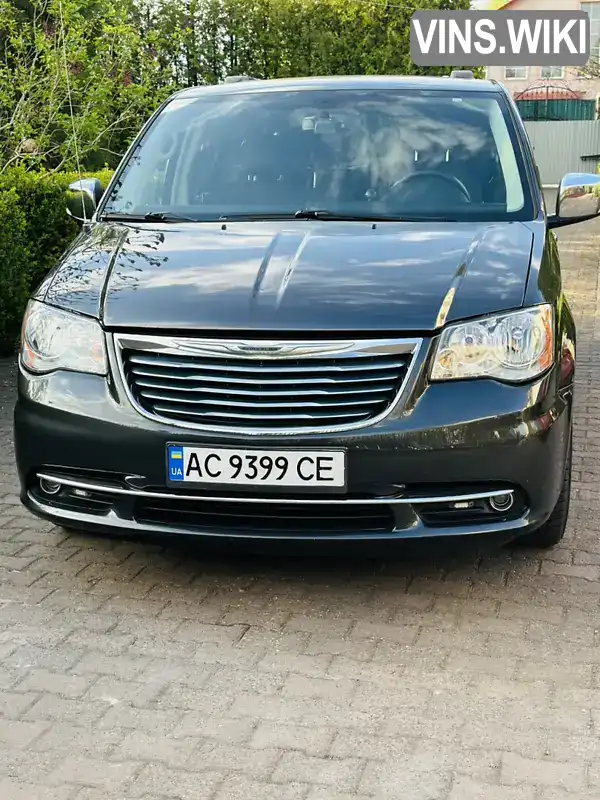 2C4RC1CG3CR416096 Chrysler Town & Country 2011 Мінівен 3.61 л. Фото 2