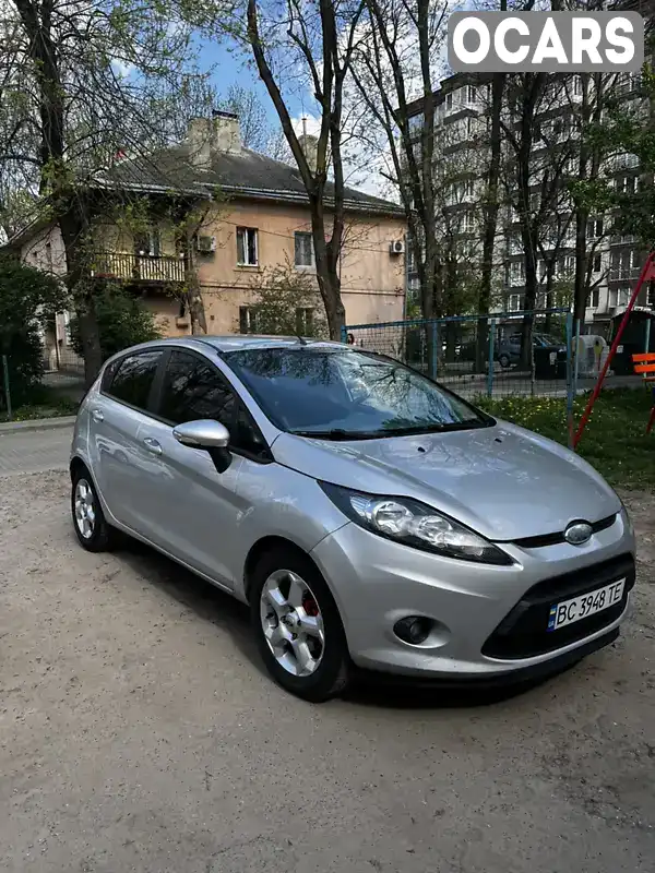 Хэтчбек Ford Fiesta 2010 1.25 л. Ручная / Механика обл. Львовская, Львов - Фото 1/21