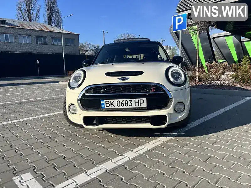 Хетчбек MINI Hatch 2015 2 л. Автомат обл. Київська, Київ - Фото 1/15