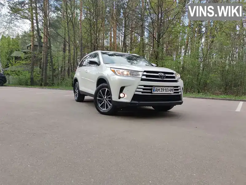 Позашляховик / Кросовер Toyota Highlander 2019 3.46 л. Автомат обл. Житомирська, Житомир - Фото 1/21